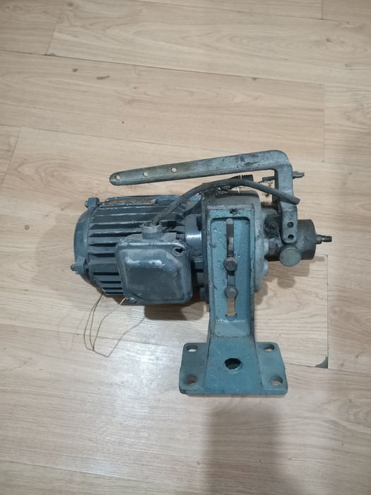 Двигатель для швейной машины