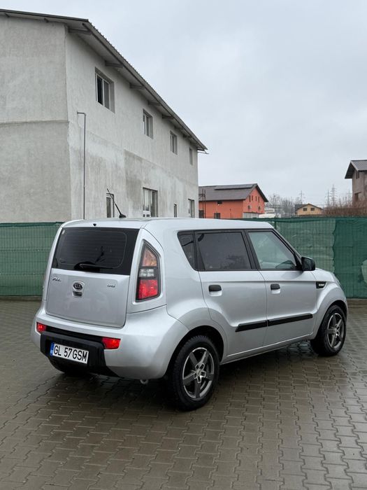 KIA Soul 2009 — imagine 3