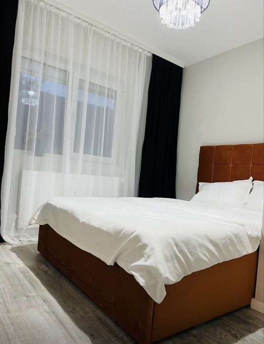 Inchirirez / chirie apartament 4 camere zona Lotus - Nufarul