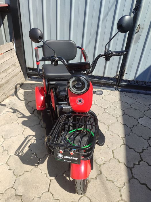 Электрический Трицикл