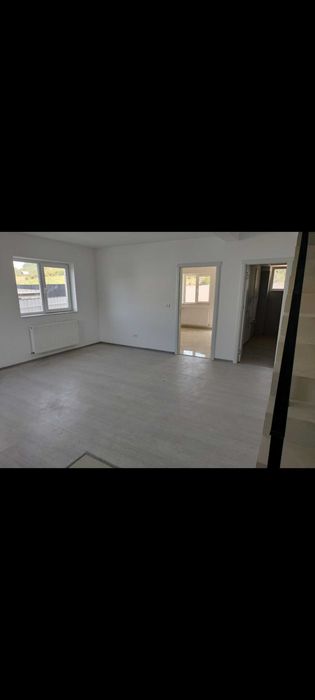 Proprietar vând 1/2 casa duplex Visani Iași
