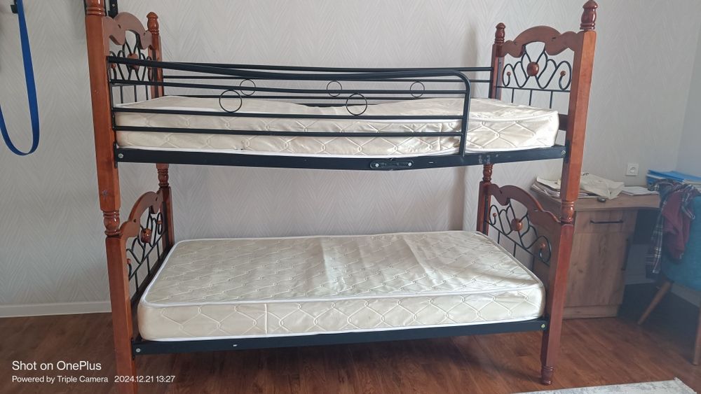 Кровать двухжтажный