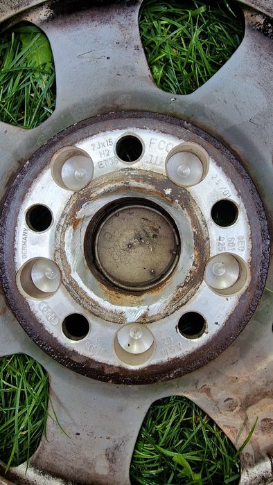 5 jante audi de aluminiu r15