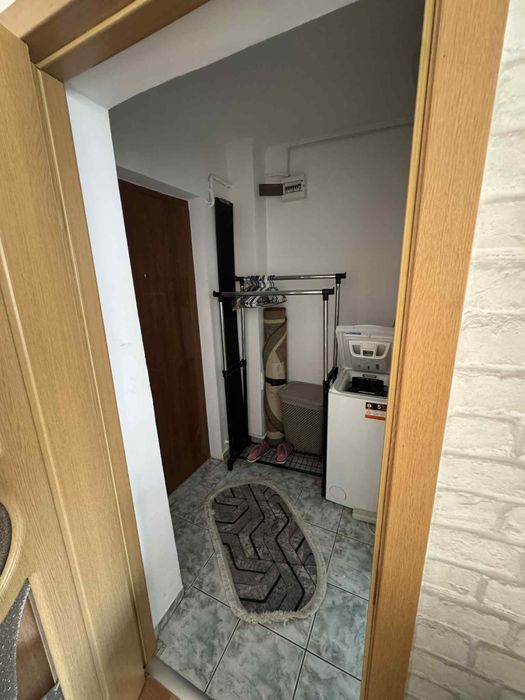 Garsoniera de vanzare bloc 75 gars