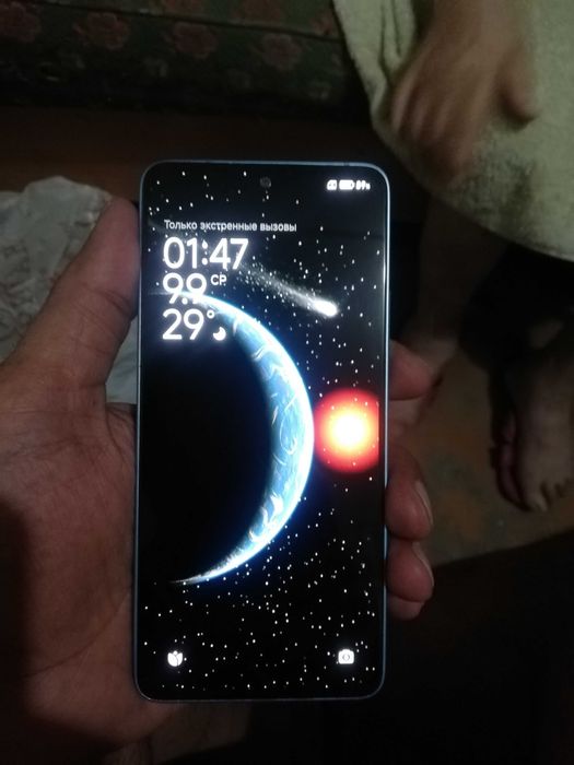Продам смартфон  Ксиоми Редми Note 13 2024 года.  Возможна  доставка!