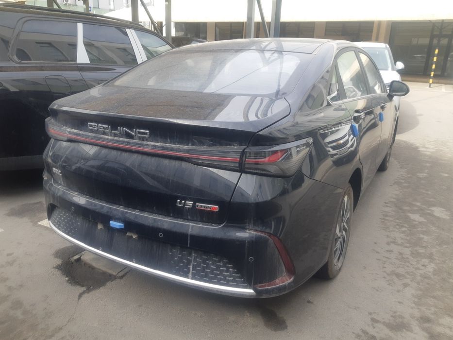 Beijing  U5 Plus 2024 qora rang 21.800$