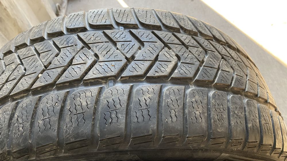 Шины Pirelli 225/45/17  2 шины