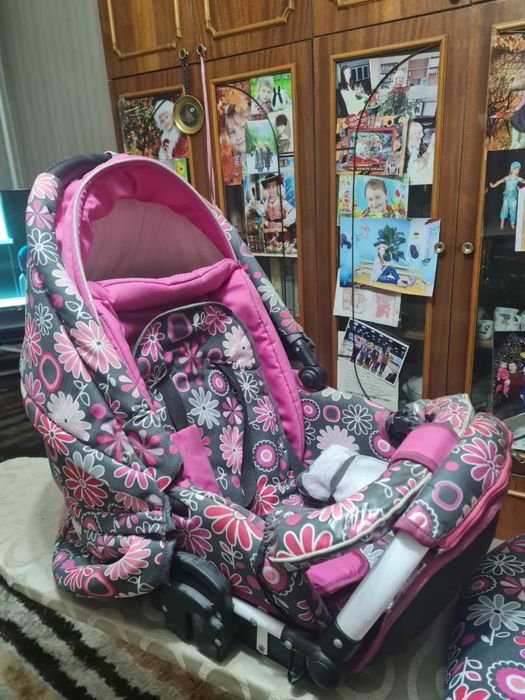 Коляска для девочки