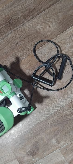 Продам Степпер (практически новый)