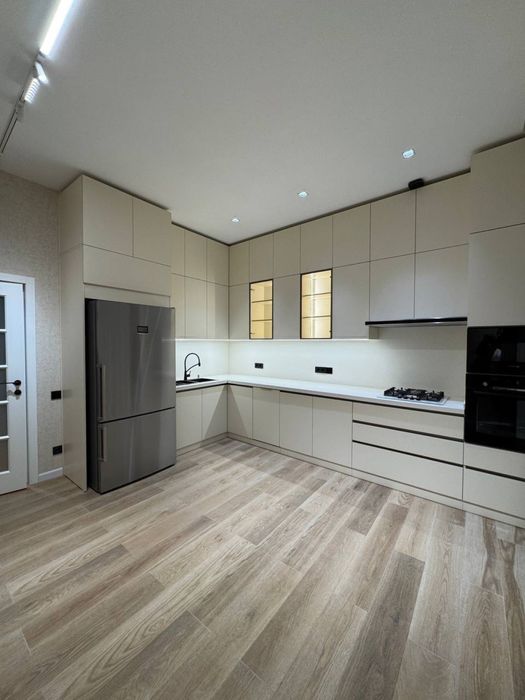 Срочно! Дом 480м² 2 сотки бассейн сауна Циолковский