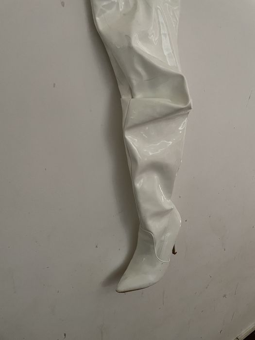 Cizme albe latex