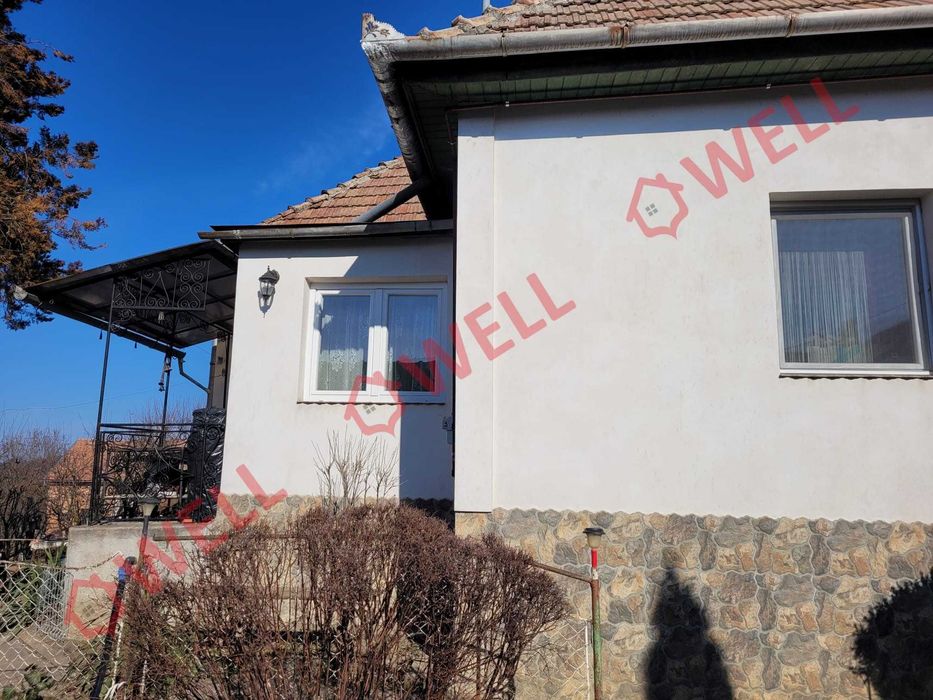 De Vanzare Casa Familiala Situat In Deleni