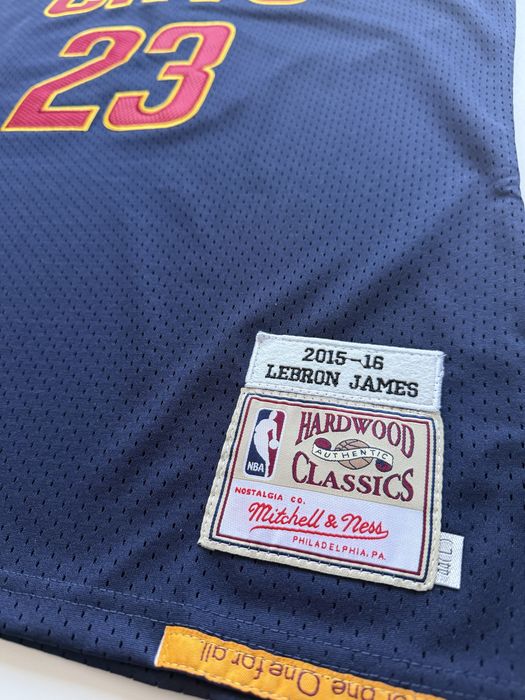 NBA Mitchell & Ness / Cleveland Cavaliers / Lebron James