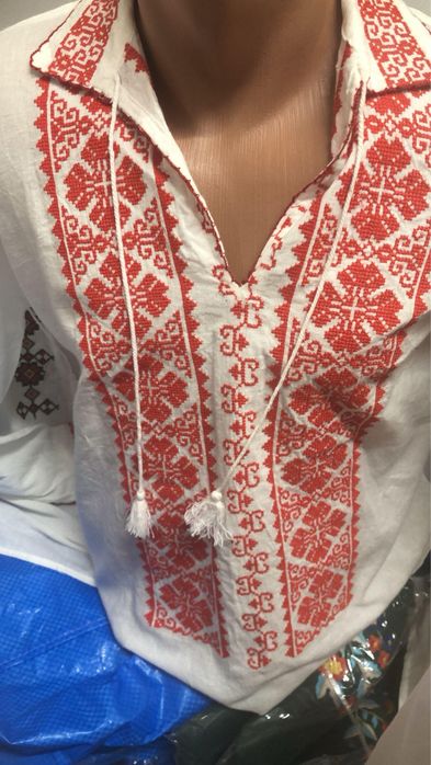 Bluze din iie romaneasca pt femei si barbati