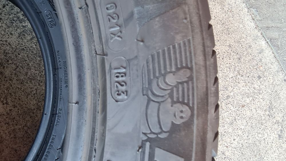 4 anvelope vara Michelin 205/55/17,ca noi.