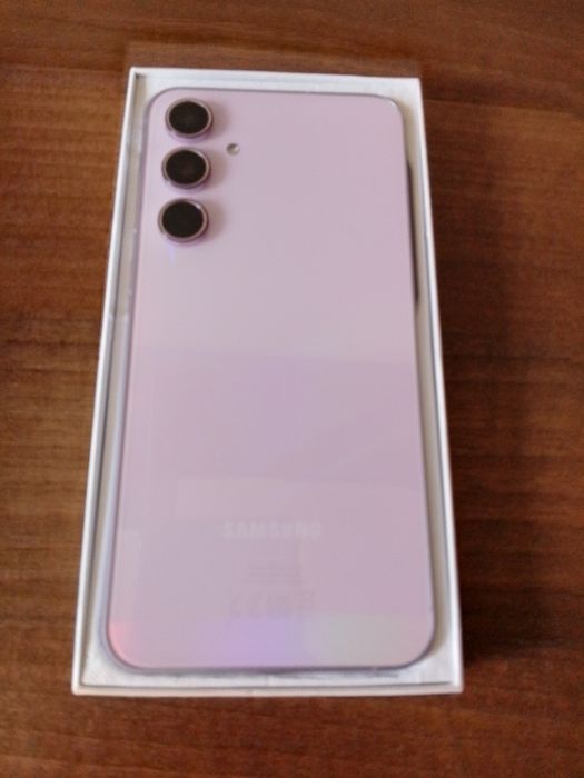 Vând telefon Samsung Galaxy A 55