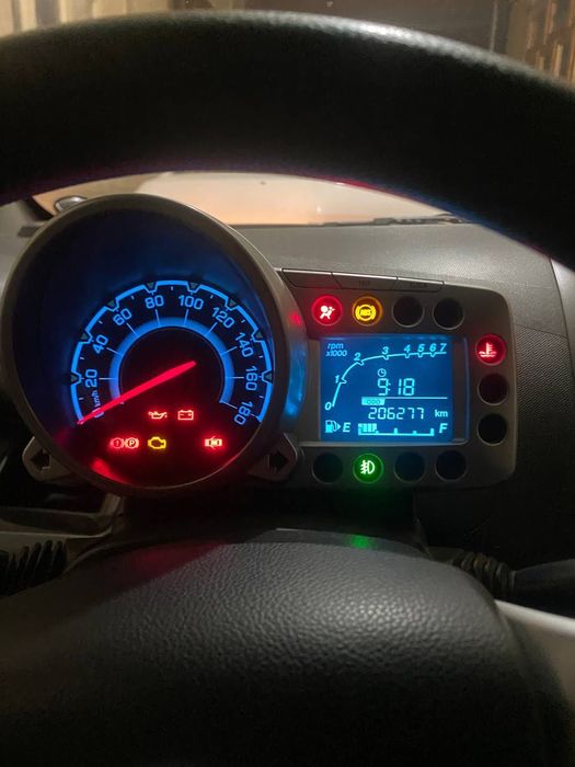 Chevrolet spark 2014