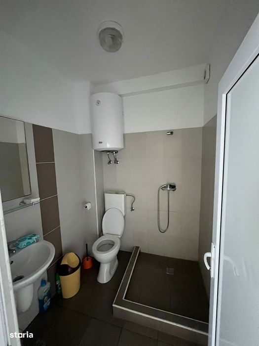 Spatii Comerciale trafic intens Teatrul de vara Neptun