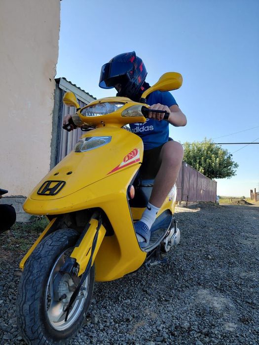 продаю Скутер Reggy