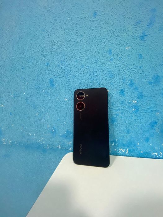 Vivo y03 отличный состаяние