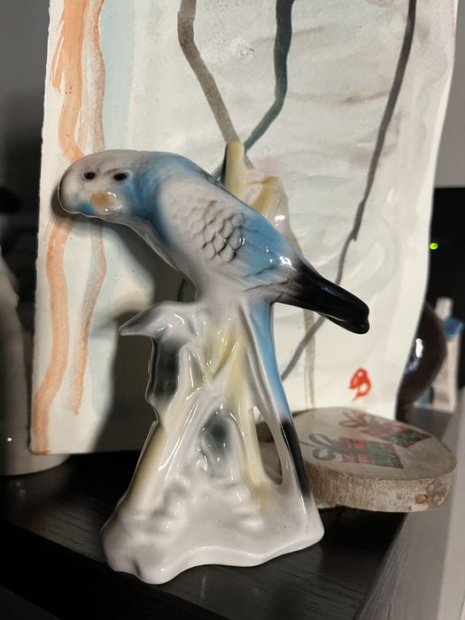 Продавам порцеланови статуетки