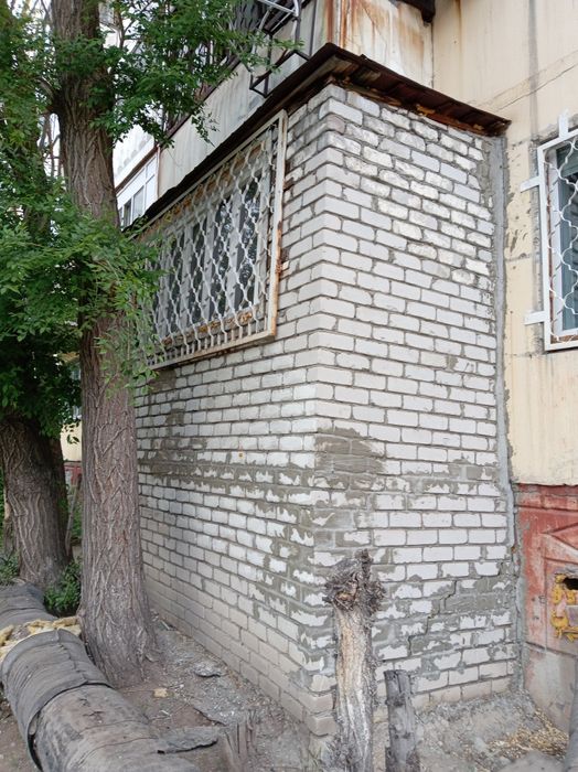 Отдам даром кирпичи и мусор строительный
