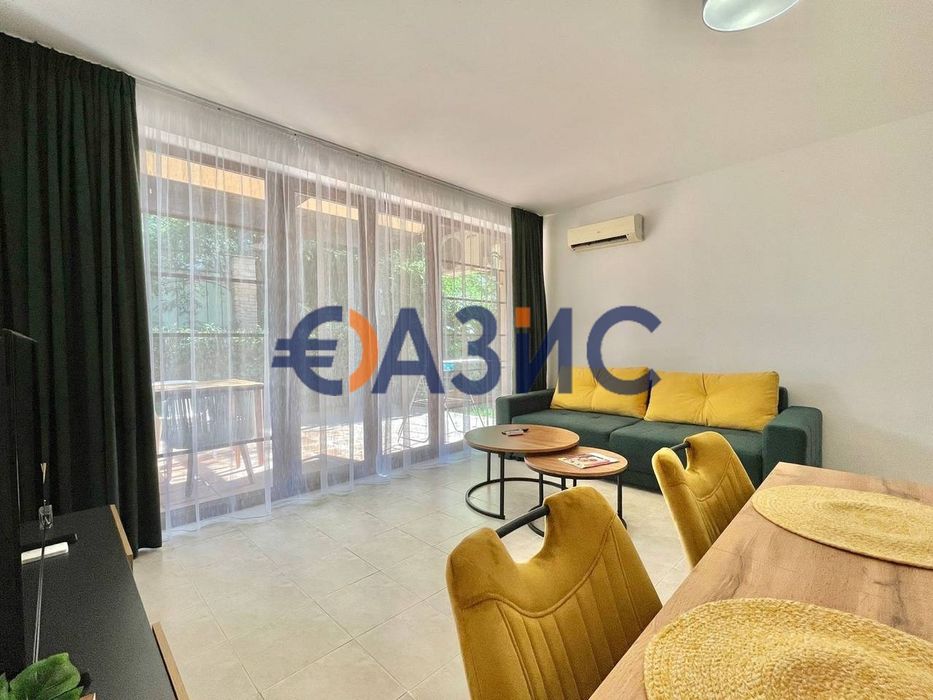 Продава се Тристаен апартамент в Свети Влас - 82 кв.м за 1074 €/кв.м - Снимка #12