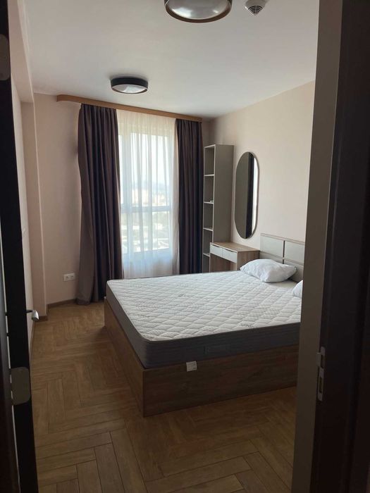 Дава се под наем Тристаен апартамент в Бургас, Славейков - 120 кв.м за 484.5 € - Снимка #2