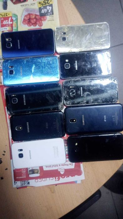 Vand lot 10 telefoane de piese