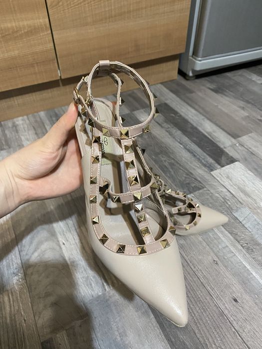 Туфли под Валентино