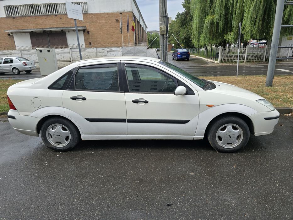 Vând Ford Focus mk1 2004