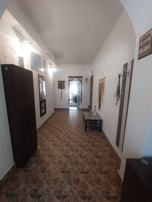 Apartament de 146 mp, dispus pe două niveluri, în zonă ultracentrală
