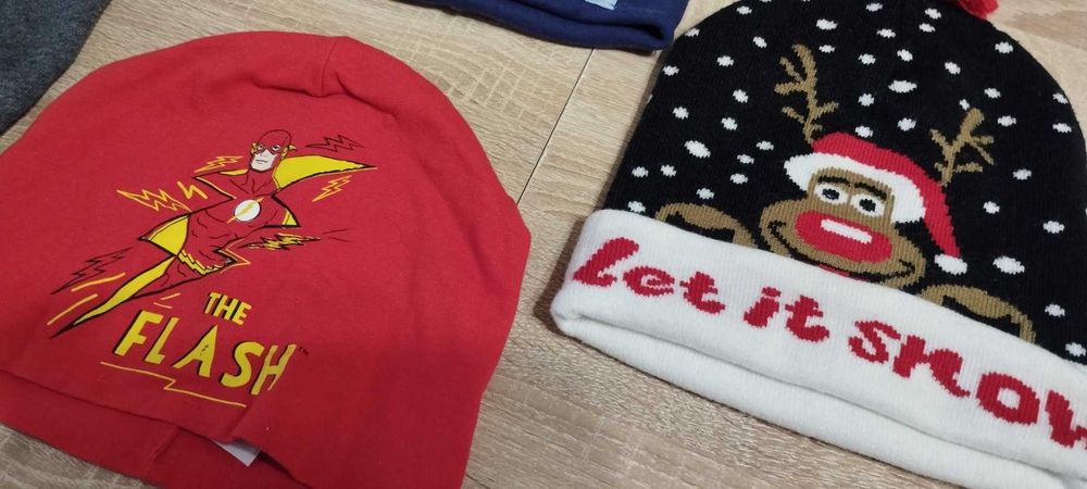 ЛОТ детски шапки и шал/есен-зима/