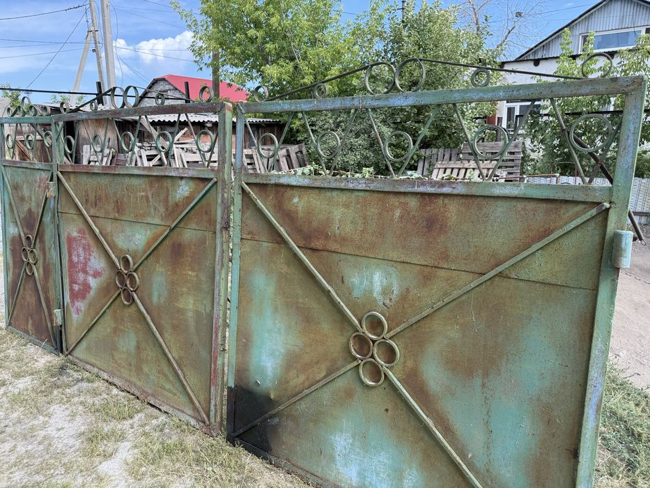 Продам ворота с калиткой