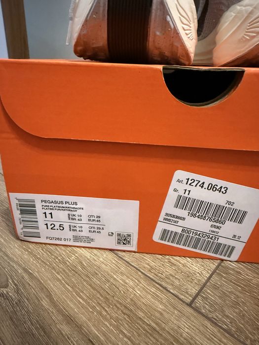 Nike Pegasus Plus