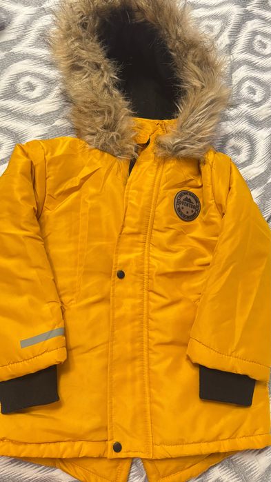 Продам куртку на мальчика