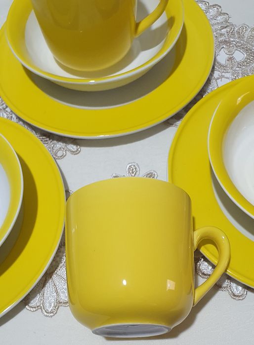 Set  mic dejun și 9 piese.