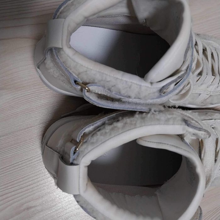 Дамски кецове Guess