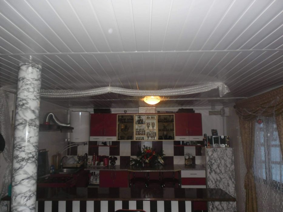 Cabana de vinzare
