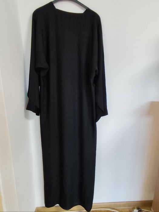 Abaya, caftan, rochie tradiționala