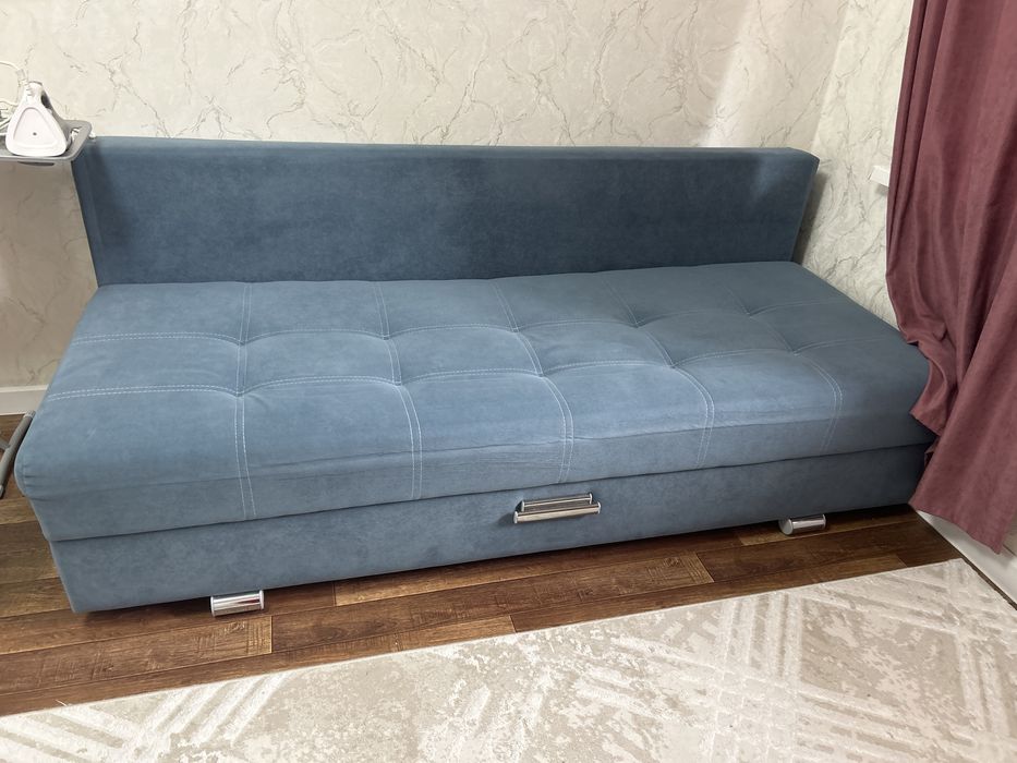 Продам диван в отличном состоянии
