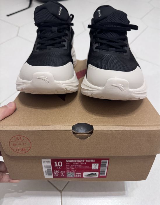 Кроссовки новые оригинал Anta