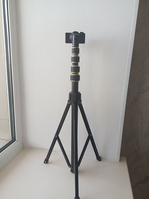 Штатив для смартфона