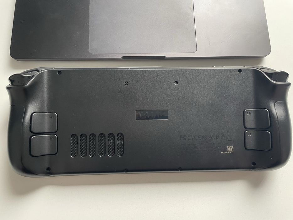 Продам Steamdeck OLED