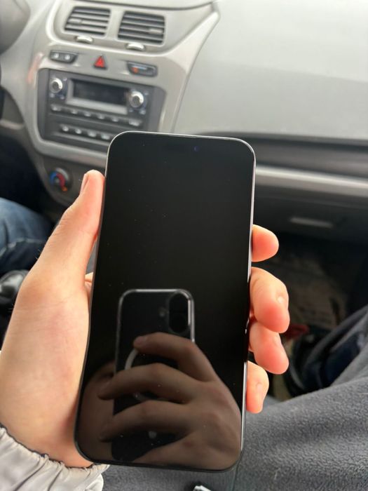 Продам Iphone 15 pro max