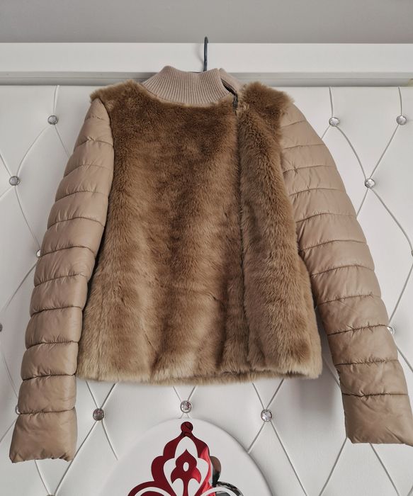 Geaca superbă benetton