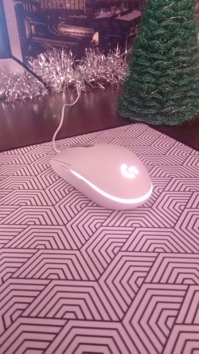 Мышка Logitech G102 lightsync