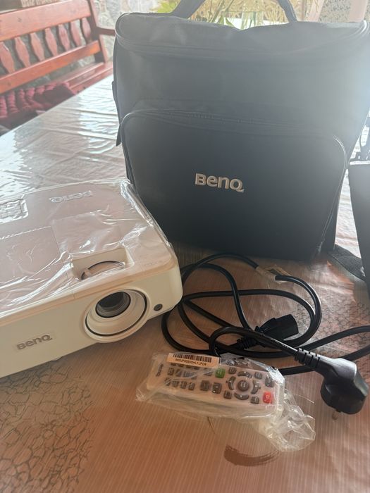 Videoproiector BENQ
