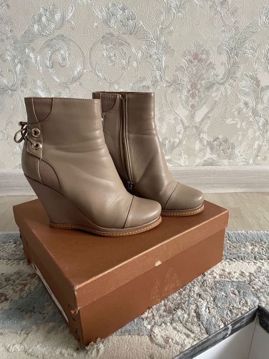 Продам женскую обувь