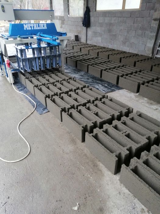 Producător bolțari de beton pentru fundații și zidit